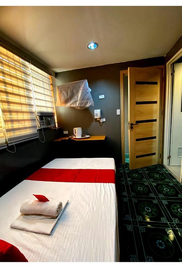 Oyo 104 Manila Venetian Hotel מראה חיצוני תמונה